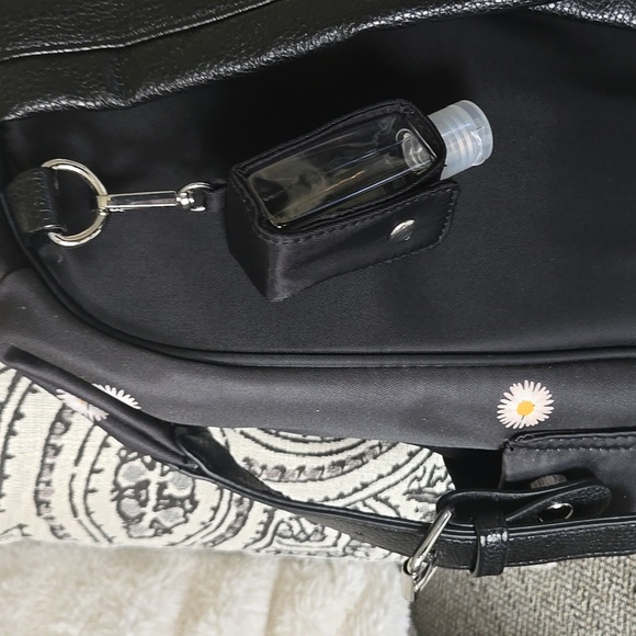 NWOT Cynthia Rowley Backpack - Picture 4 of 12